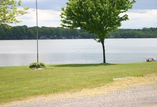 Duck Lake Campground grounds